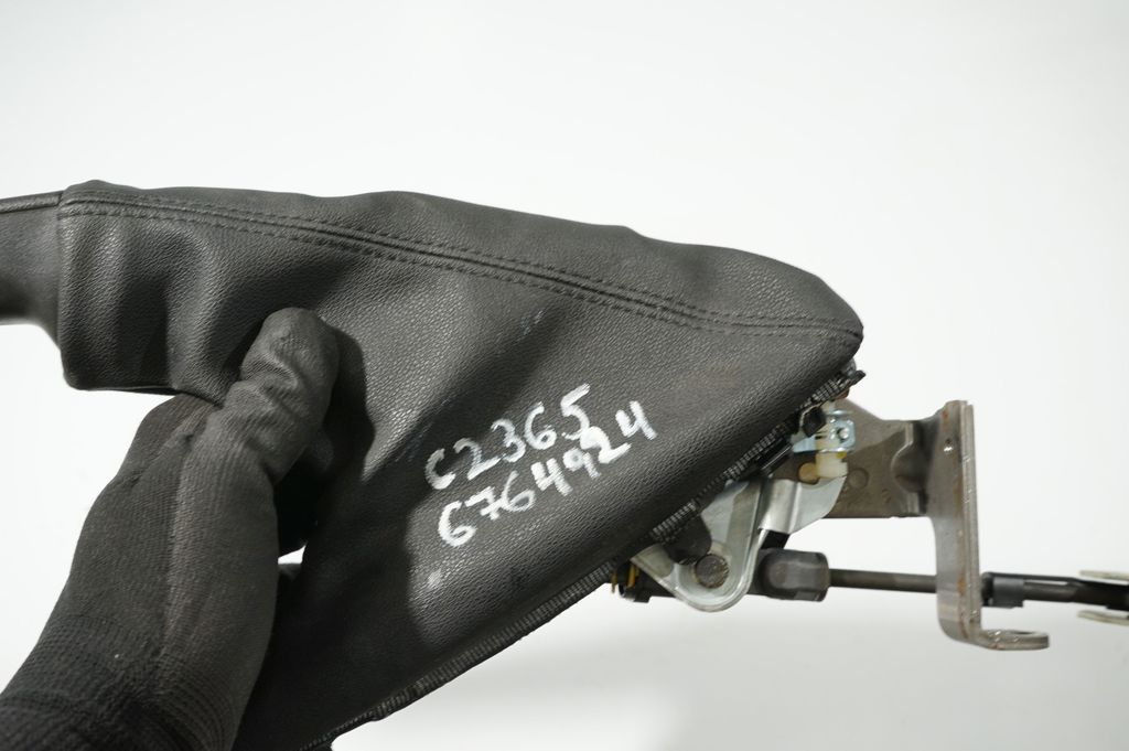 Handbrake/parking brake lever assembly (11)