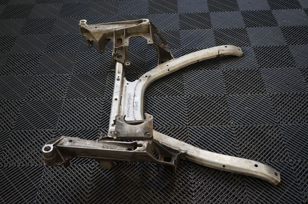 Front subframe (12)
