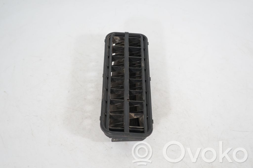 Quarter panel pressure vent (2)