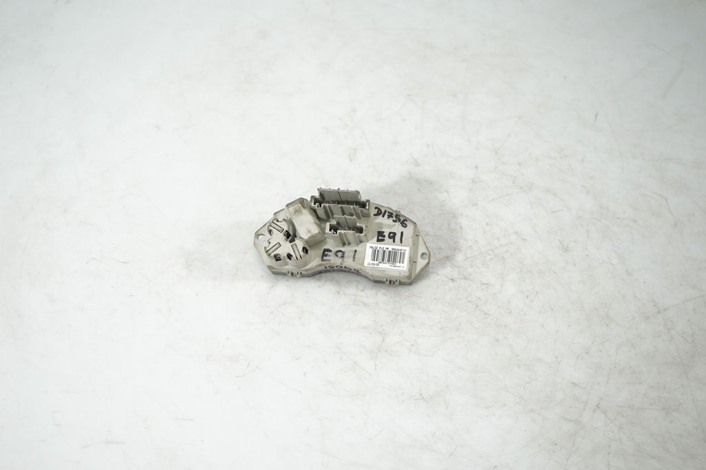 Heater blower motor/fan resistor (5)