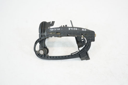 Front door exterior handle/bracket