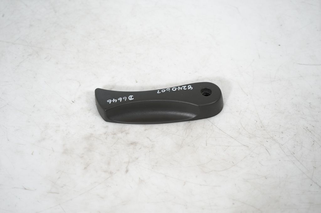 Engine bonnet (hood) release handle (3)