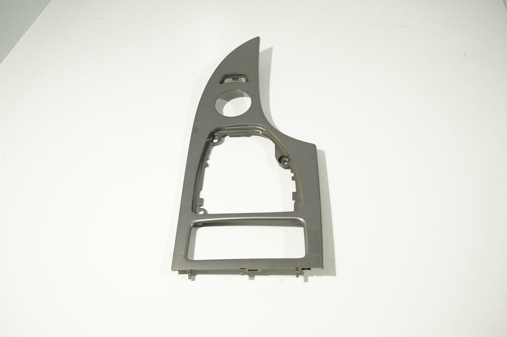Gear shifter surround trim plastic
