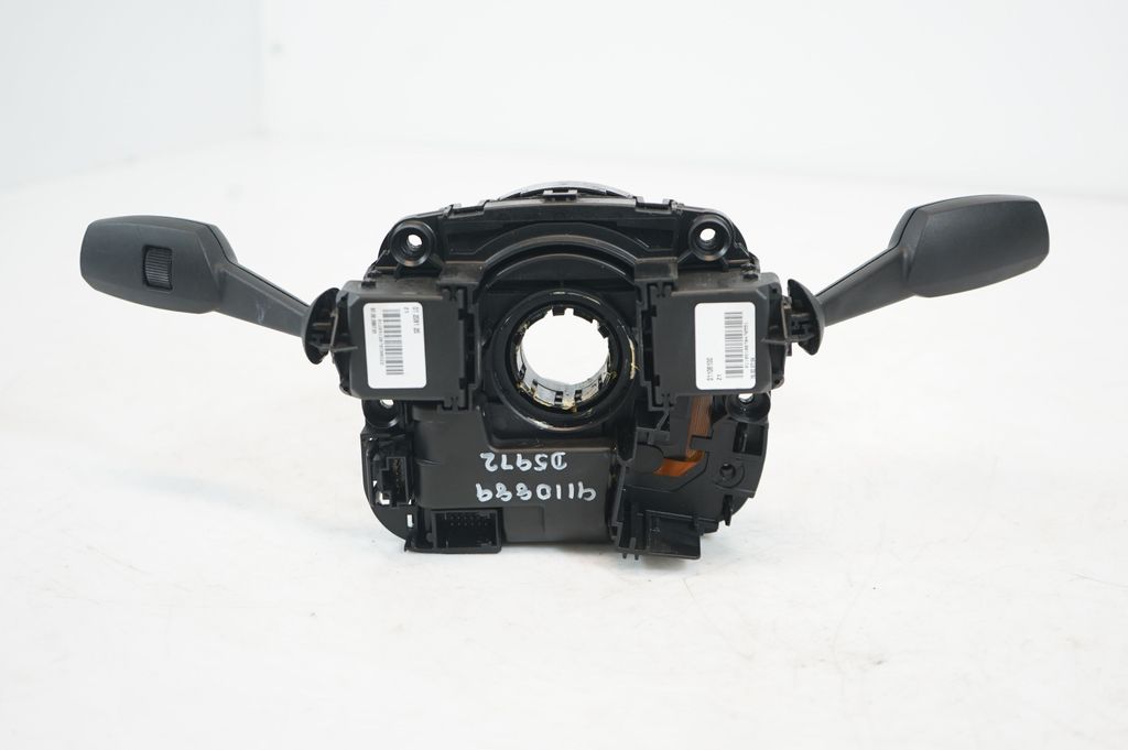 Wiper turn signal indicator stalk/switch (10)