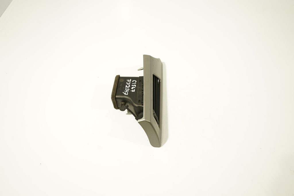 Dashboard glove box trim (4)