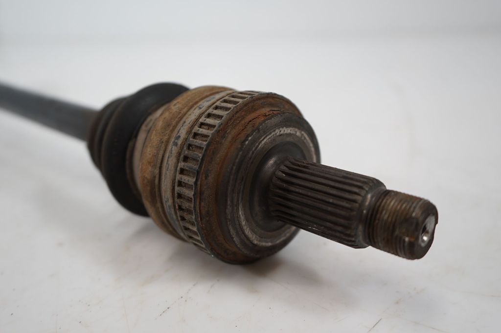 Rear driveshaft (4)