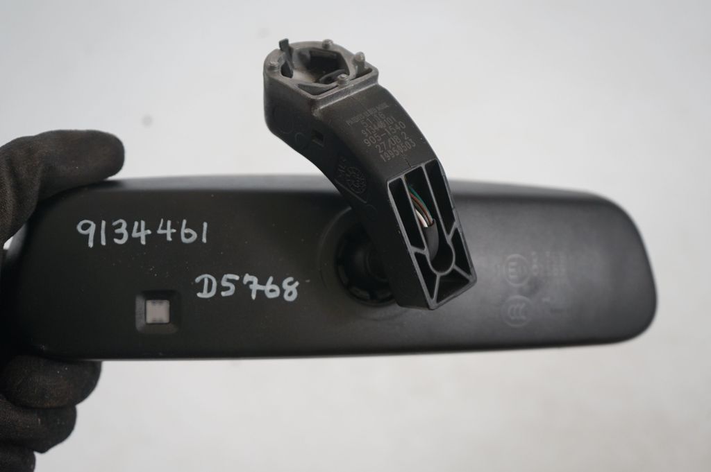 Rear view mirror (interior) (9)