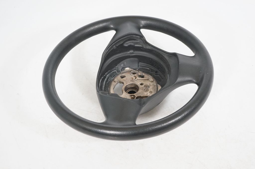 Steering wheel (4)