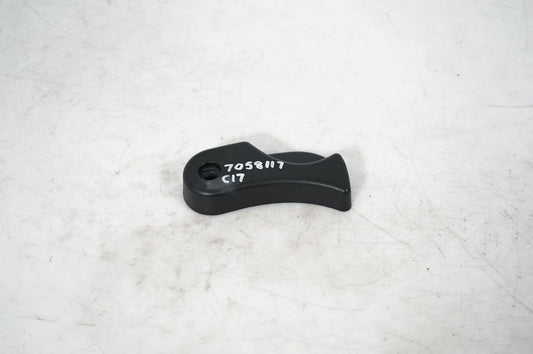 Engine bonnet (hood) release handle