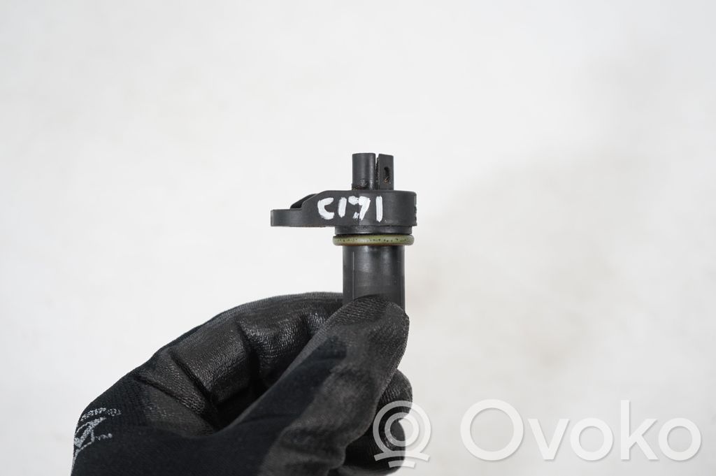 Crankshaft position sensor (8)