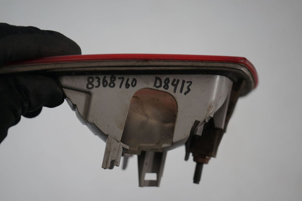 Tailgate rear/tail lights (6)