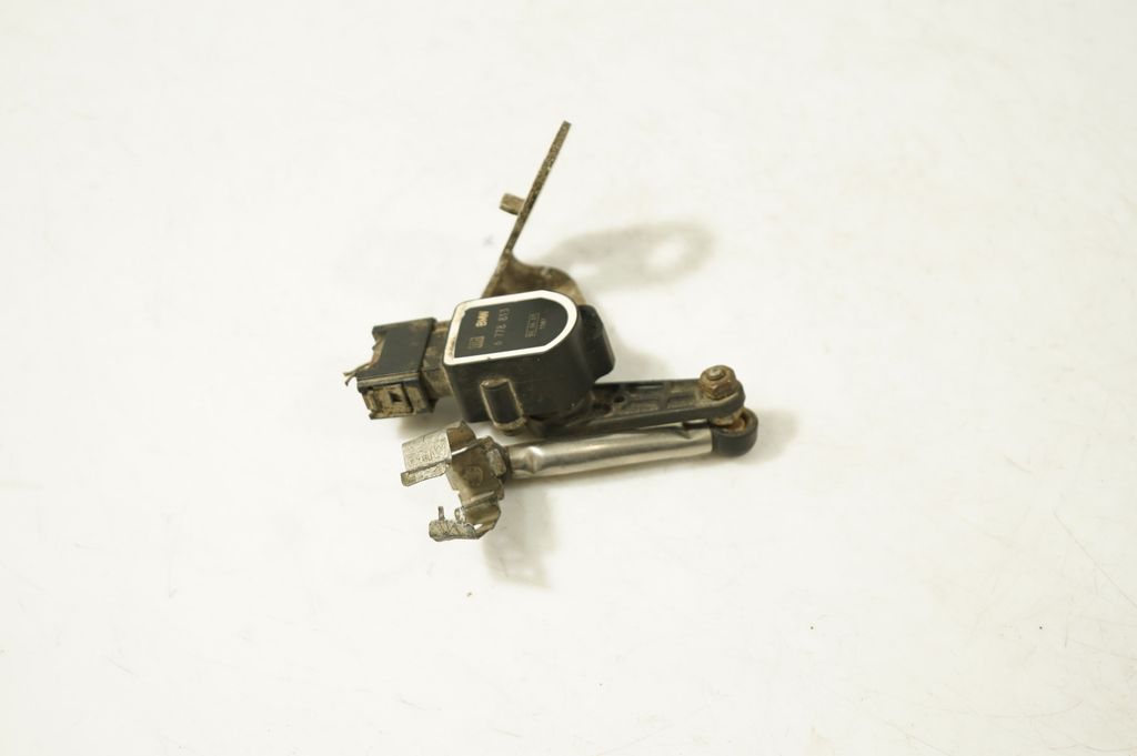 Headlight/headlamp level sensor (4)