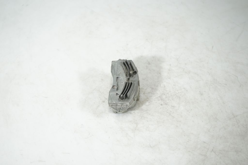 Heater blower motor/fan resistor (2)