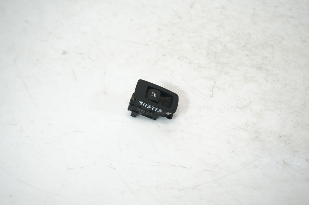 Electric window control switch (4)