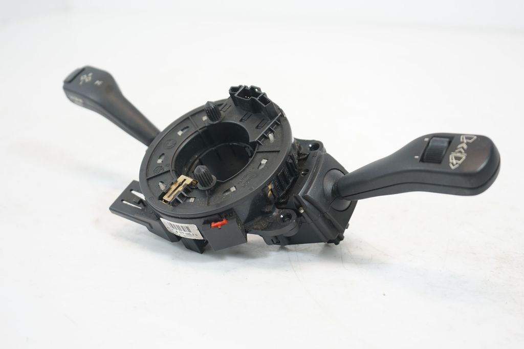 Wiper turn signal indicator stalk/switch (7)