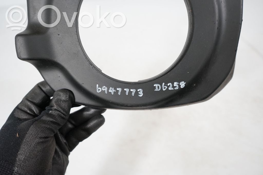 Steering wheel column trim (8)