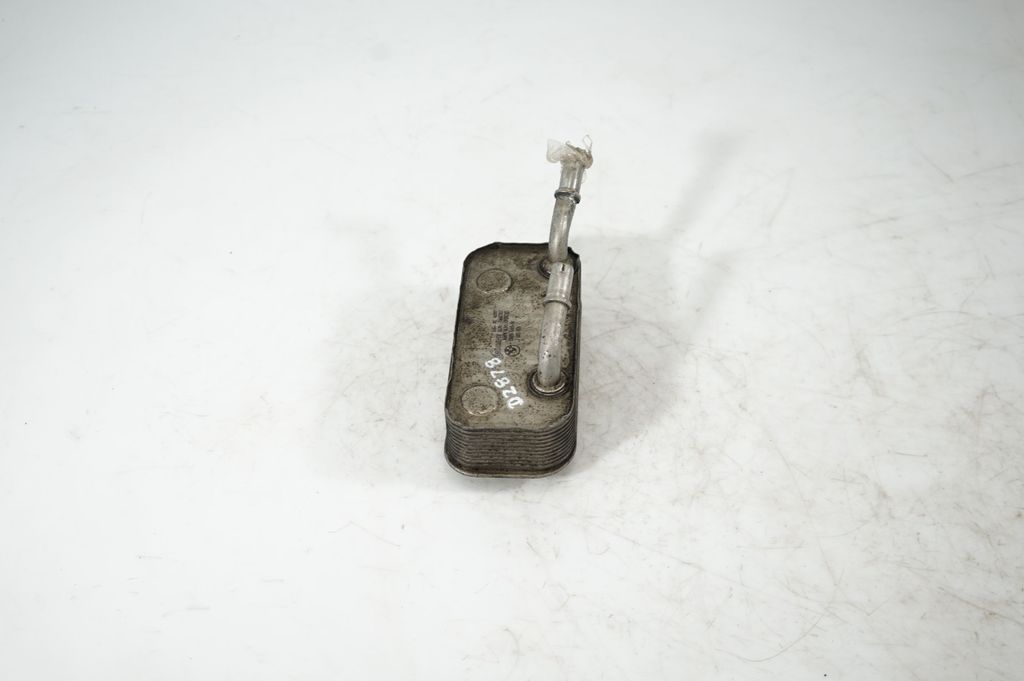 Engine oil radiator (4)