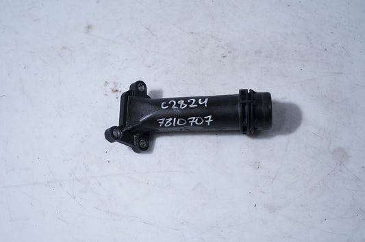 Engine coolant pipe/hose