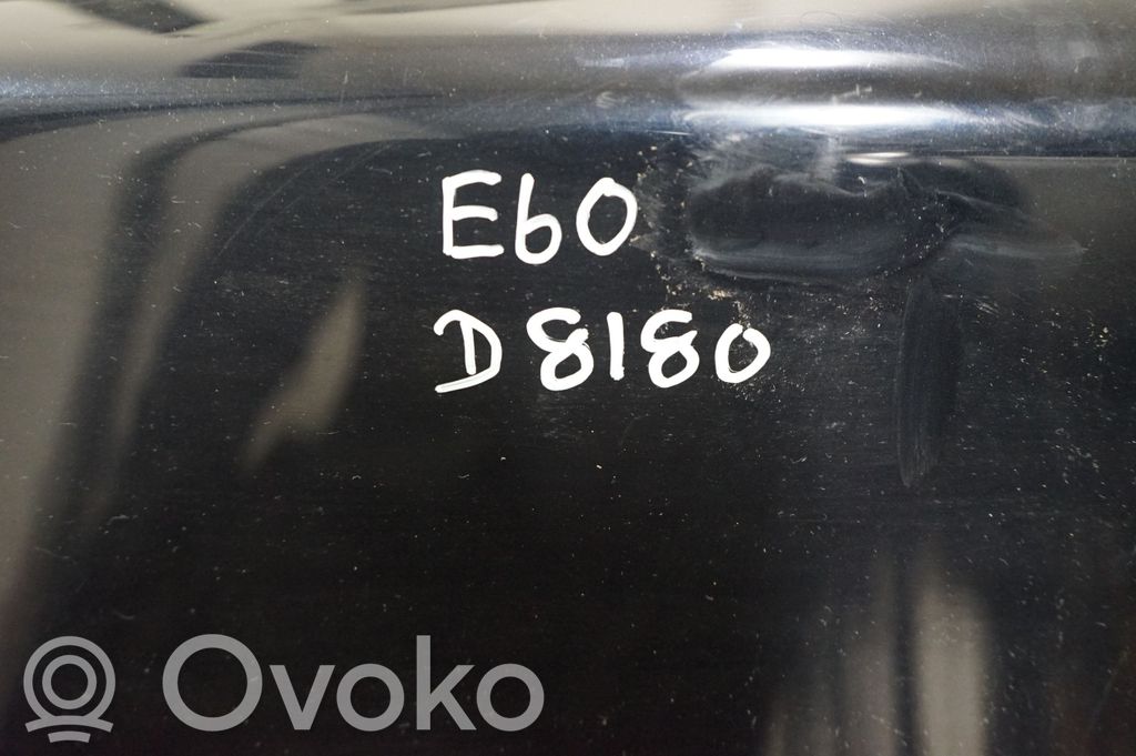 Tailgate/trunk/boot lid (6)