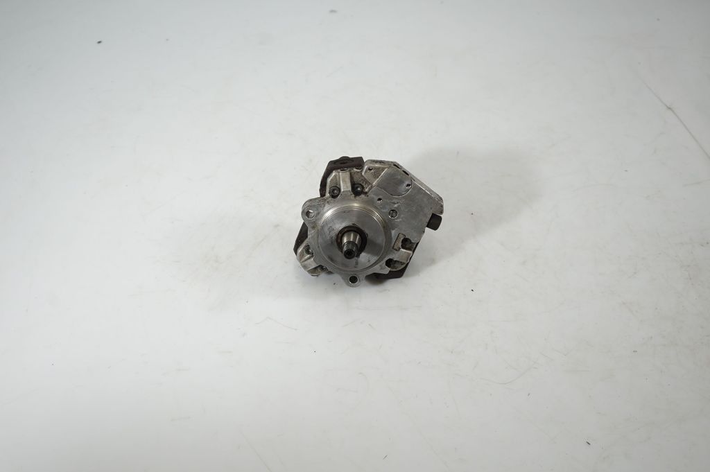 Fuel injection high pressure pump