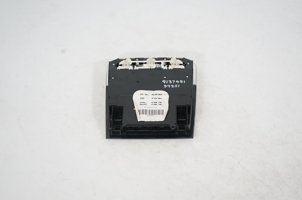 Front seat light (5)