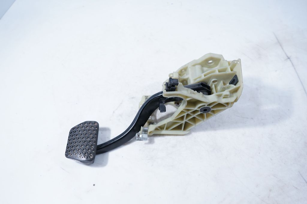 Brake pedal