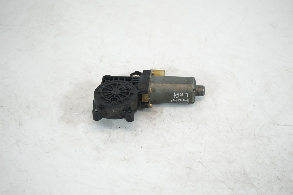 Front door window regulator motor (5)
