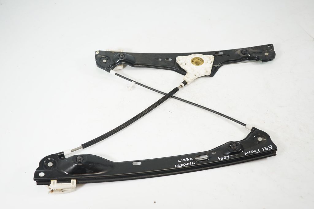 Front door window regulator with motor (3)