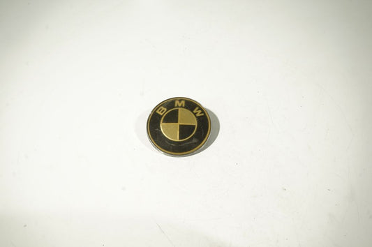 Manufacturer badge logo/emblem
