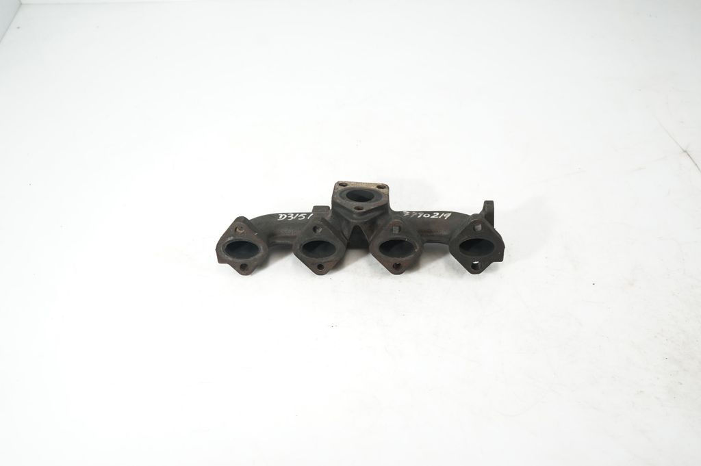 Exhaust manifold (5)