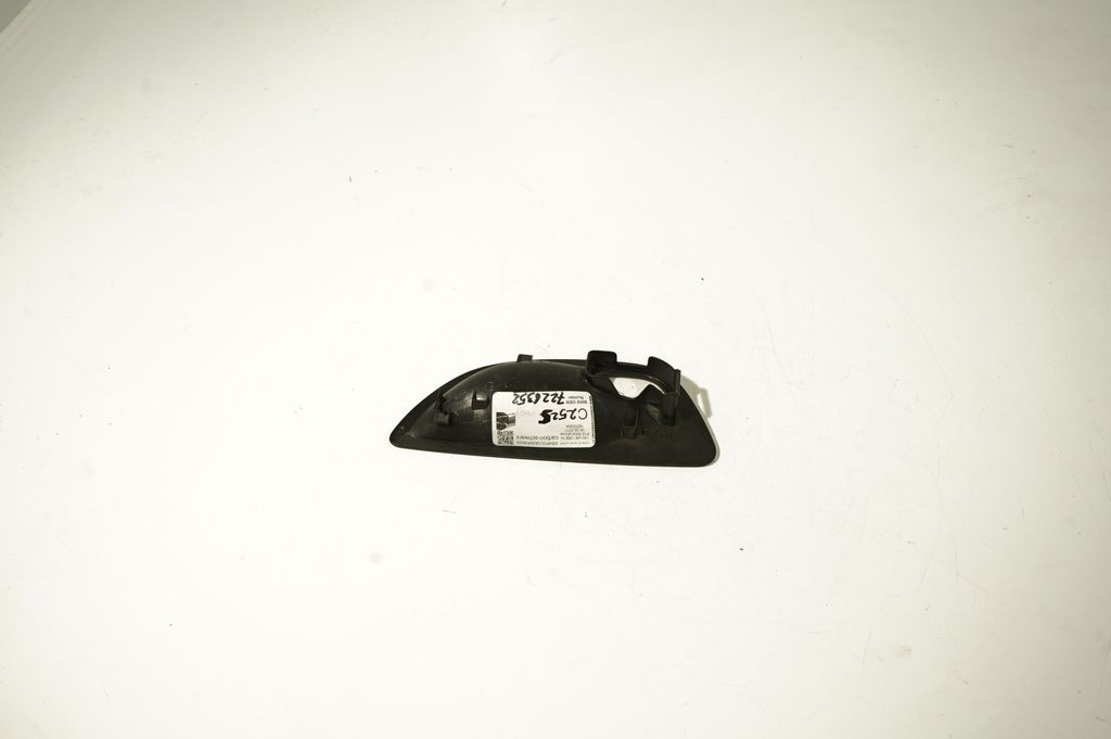 Other front door trim element (6)