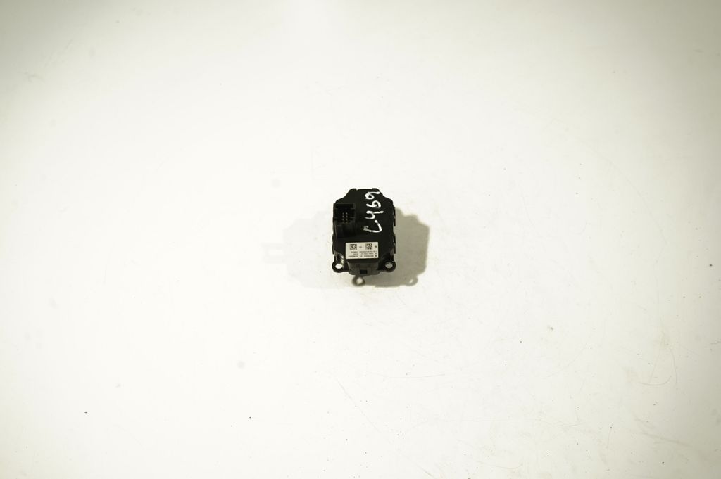 Engine start stop button switch (6)