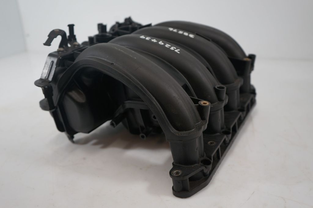 Intake manifold (9)