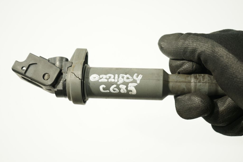 High voltage ignition coil (7)