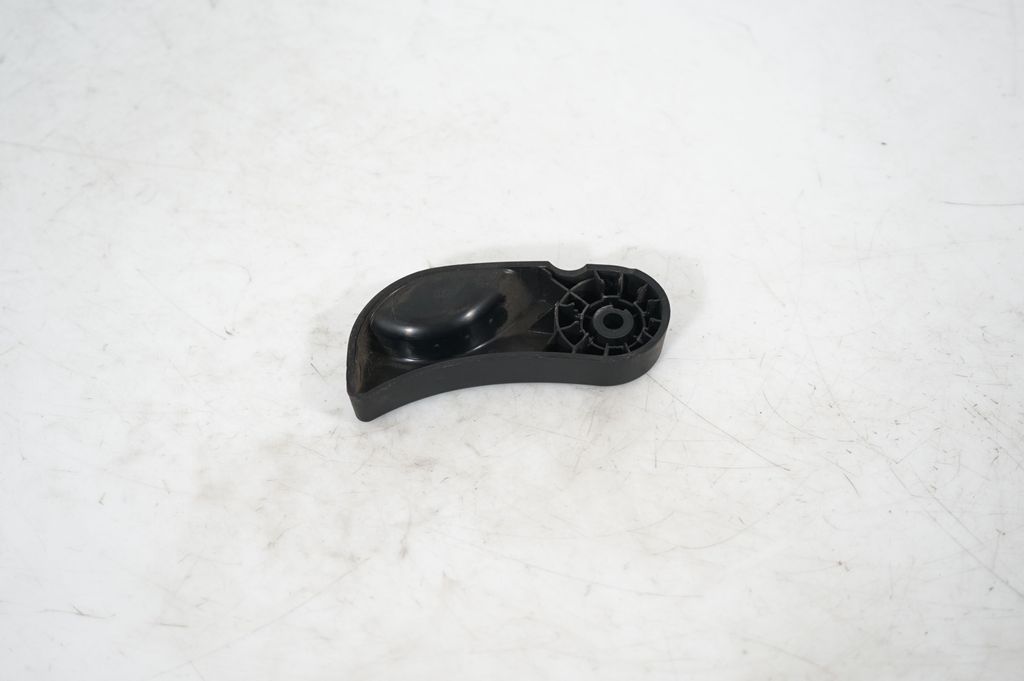 Engine bonnet (hood) release handle (5)