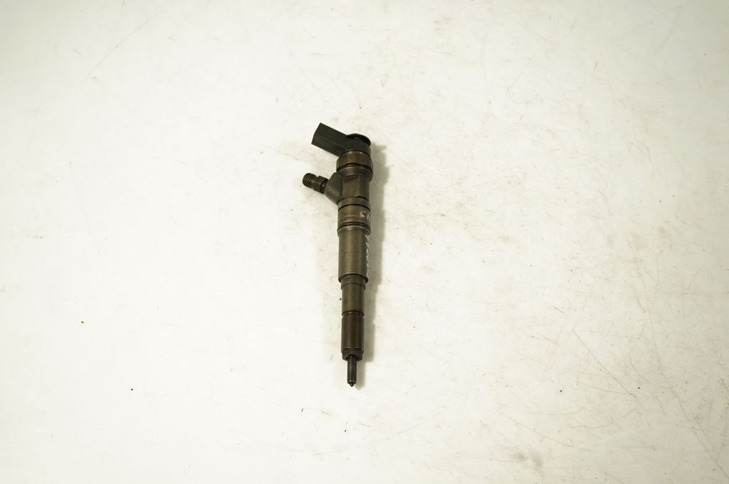 Fuel injector