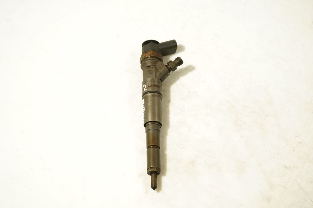 Fuel injector (5)