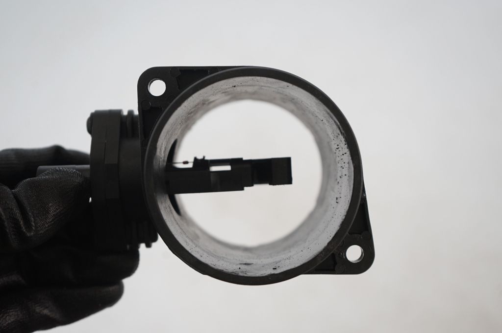 Mass air flow meter (7)