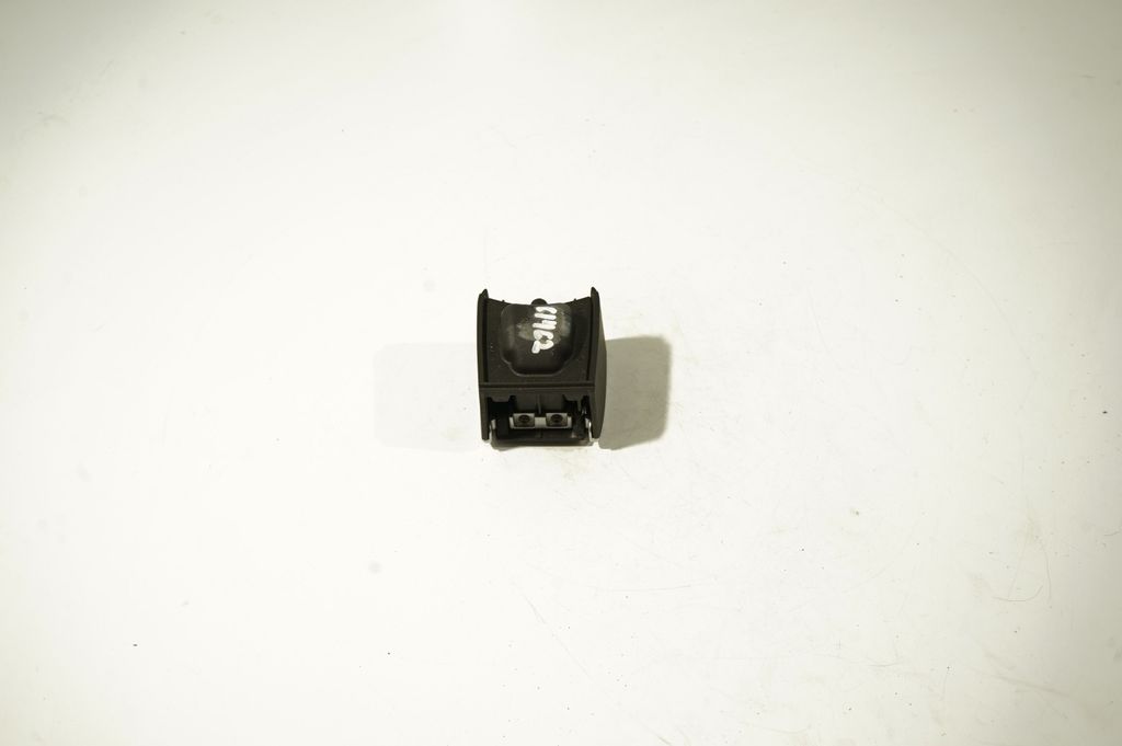 Car ashtray (6)