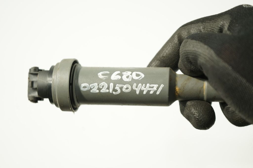 High voltage ignition coil (7)