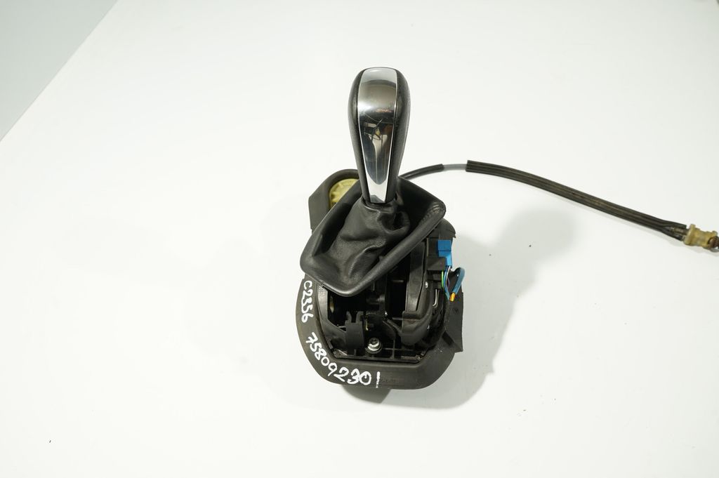 Gear shifter/selector