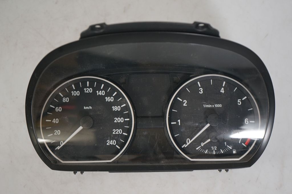 Speedometer (instrument cluster) (6)