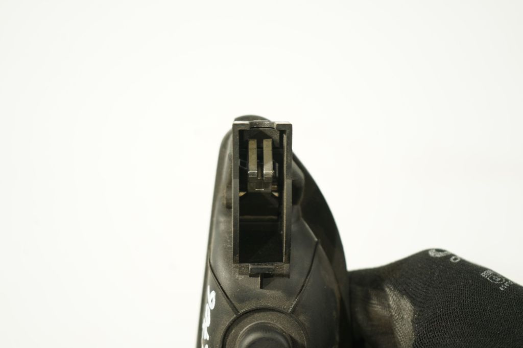Front door interior handle (7)