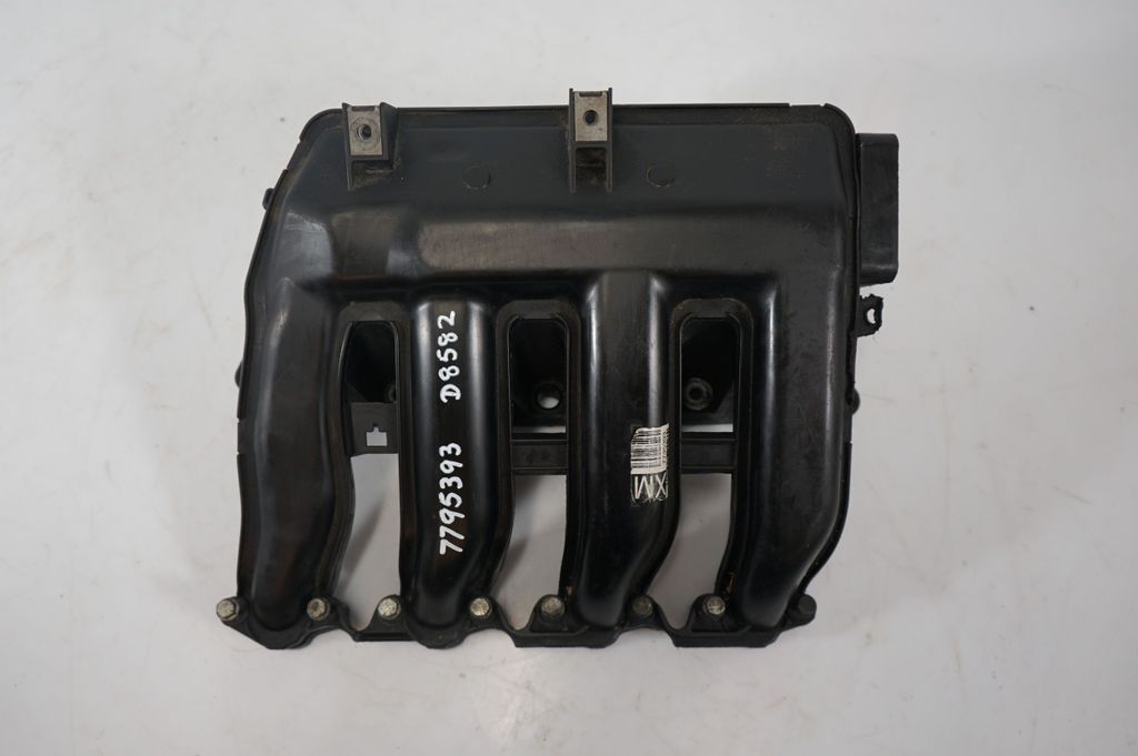 Intake manifold (9)