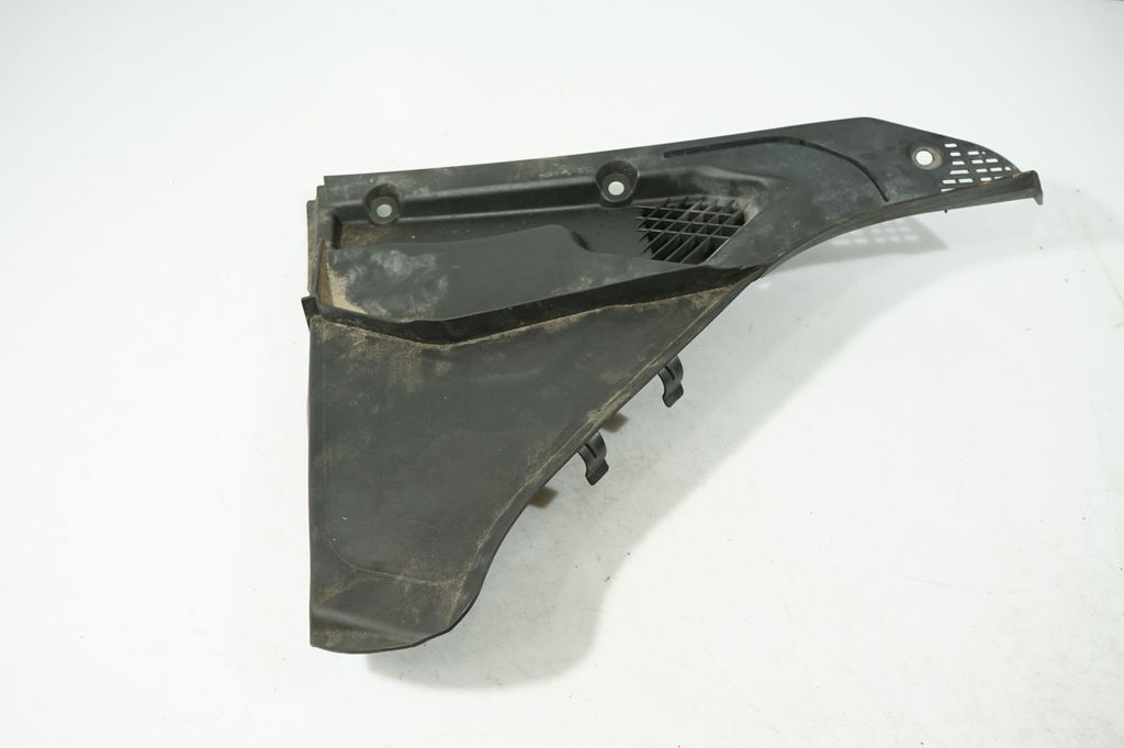 Wiper trim (5)