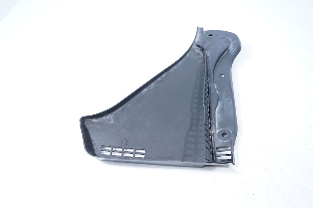 Wiper trim (4)