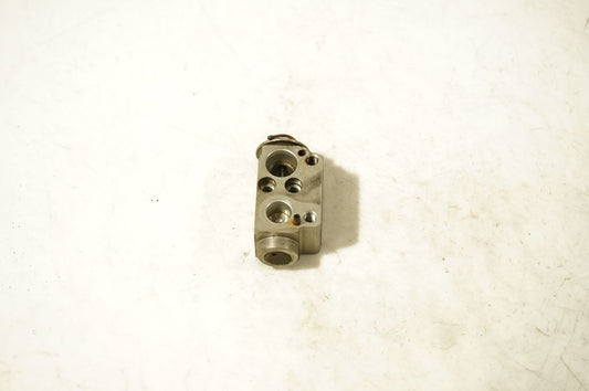 Air conditioning (A/C) expansion valve