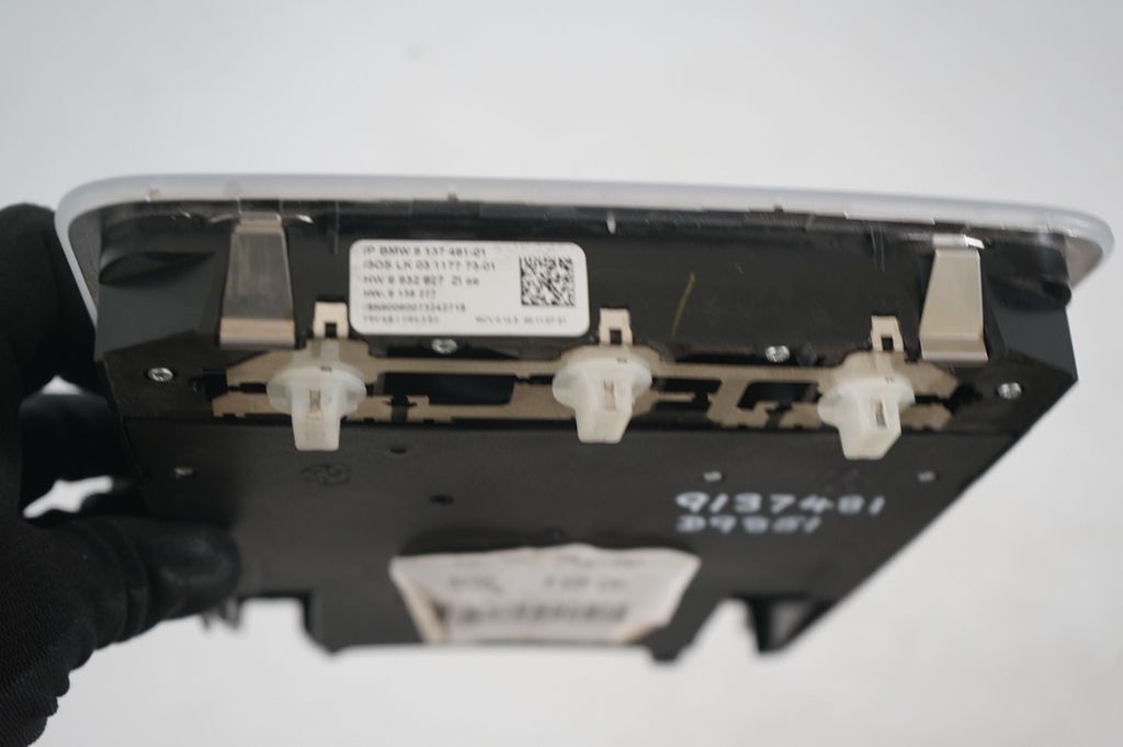 Front seat light (7)