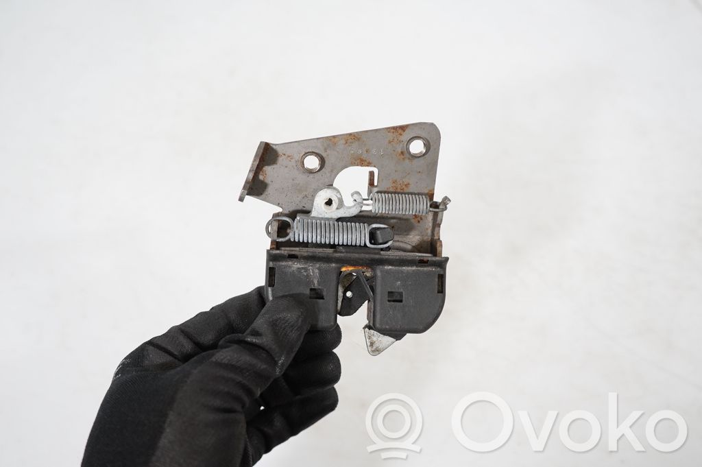 Seat back rest lock catch (6)