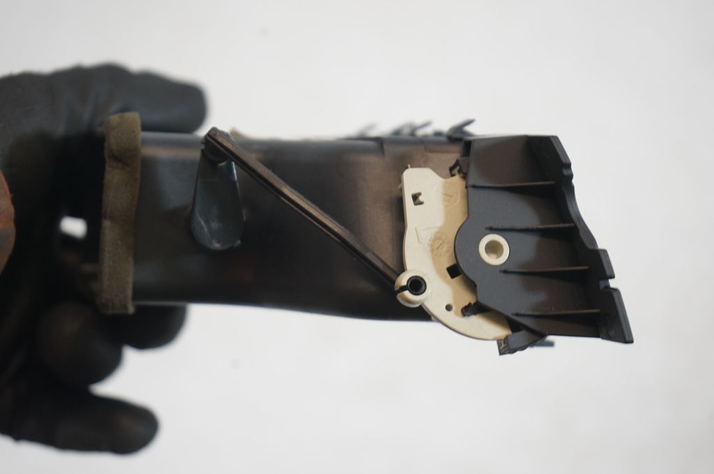 Dashboard side air vent grill/cover trim (6)